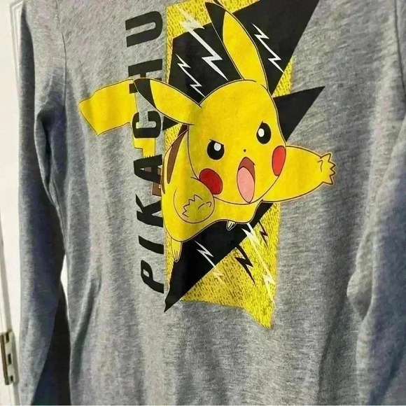 Pokémon Pikachu Long Sleeved T Shirt Youth Medium - Picture 2 of 4